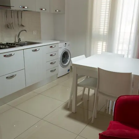 מלון דירות Riviera Ionica סנטה תרזה די ריבה