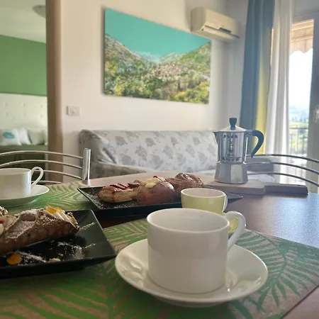 Aparthotel Riviera Ionica Santa Teresa Di Riva