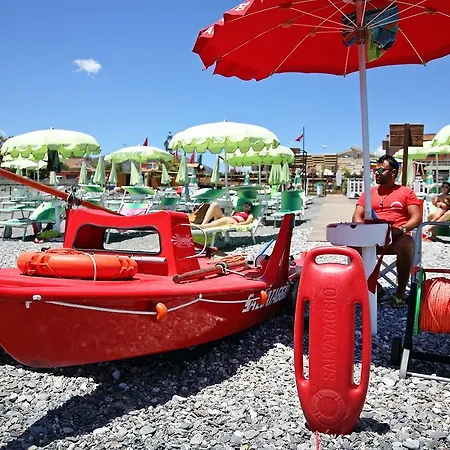 Riviera Ionica 4* סנטה תרזה די ריבה