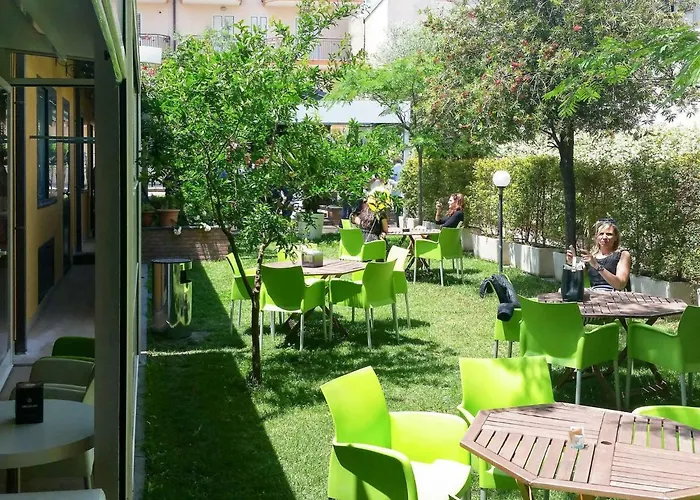 Apartahotel Riviera Ionica Santa Teresa Di Riva